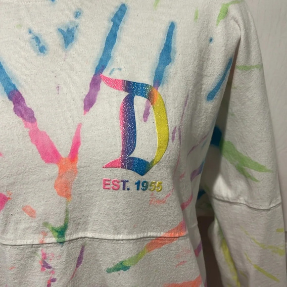 Disneyland tie die spirit jersey with sparkle letters size medium - Picture 4 of 9